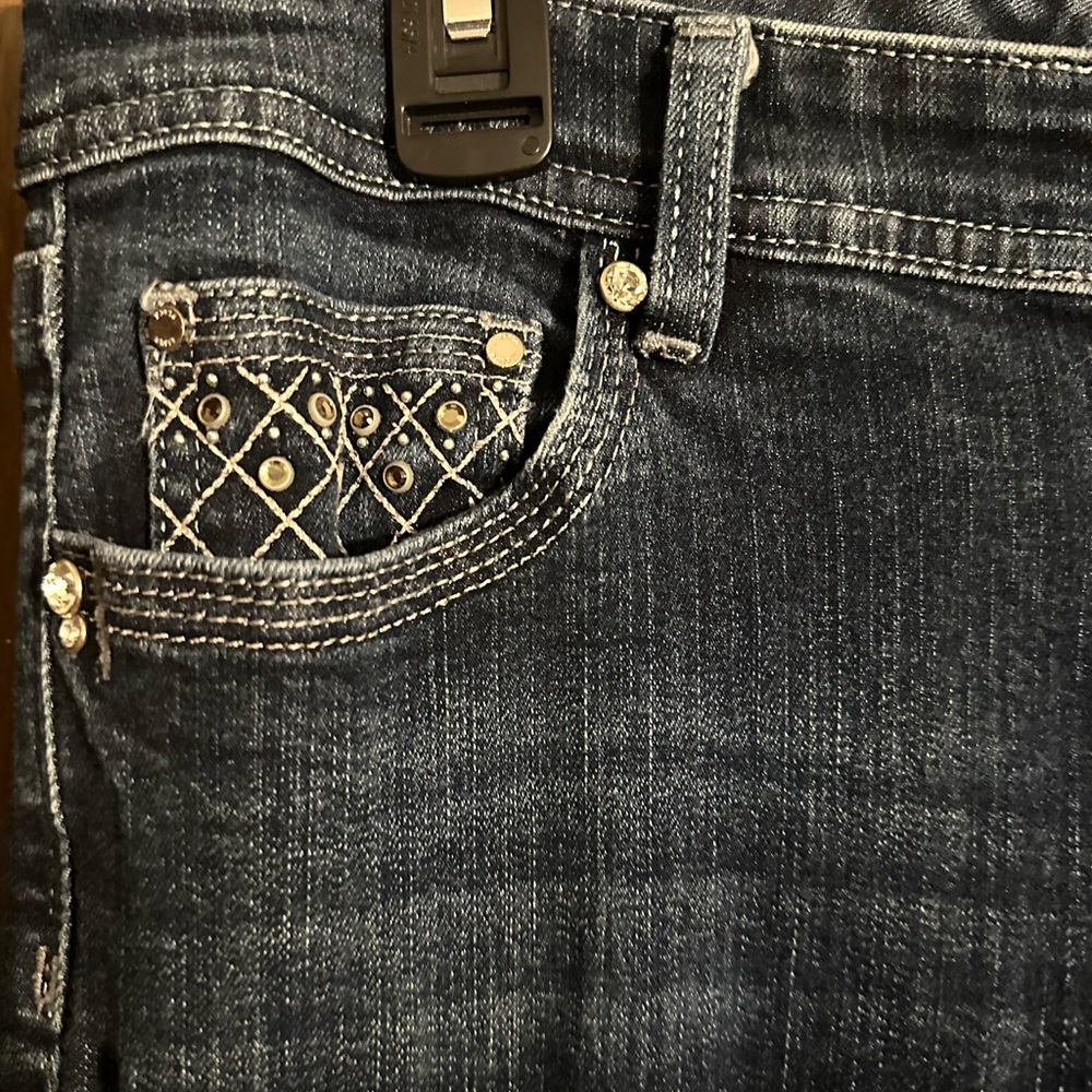 WHBM Blanc Boot Cut Jeans - Picture 2 of 4